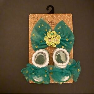 NWT Baby Essentials 2 Piece Baby Girl Headband Sock Set size 0-6 months Shamrock